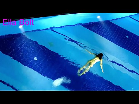 ❤️ No puc parar de mirar-la, jove rossa presa nedant nua a la piscina del complex ELLA BOLT ❤❌ Porno de qualitat al ca.xxxshake.ru