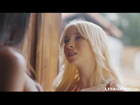 ❤️ La noia torna a casa uns mesos després i s'acaba menjant el cony de la seva madrastra ❤❌ Porno de qualitat al ca.xxxshake.ru